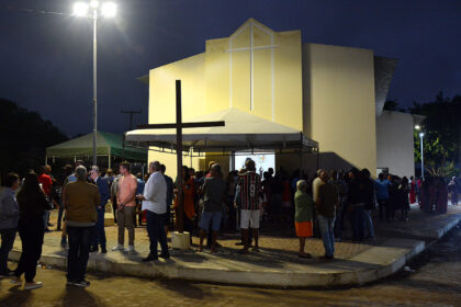 MISSA DE INAUGURACAO DA IGREJA DO ALECRIM MIUDO – FOTO 01 POR CAU PRETTO (8)