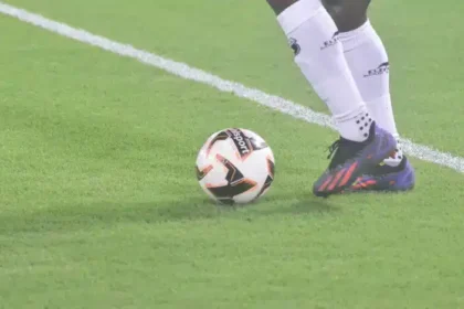 Bola-Futebol-1-830×468.jpg-1